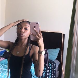 Meet your Posher, Anaya